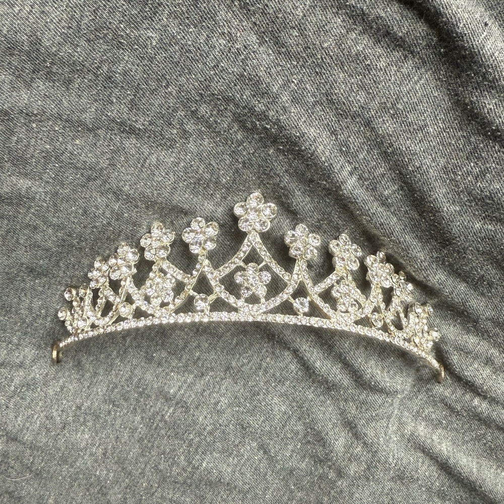 Elegant Silver Tiara